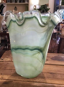 Vase green rufffled